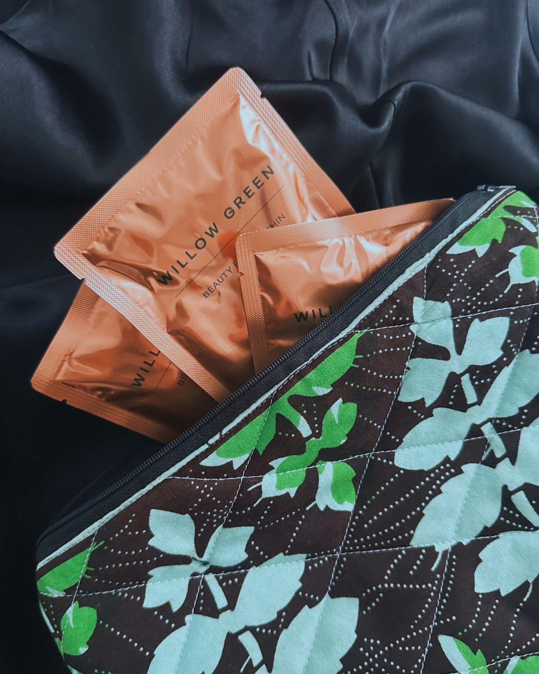 Wellness, wherever life takes you.With Willow Green's convenient on-the-go pouches, staying consistent has never been easier. Slip one into your gym bag, work bag, or travel case and enjoy your daily collagen routine anytime, anywhere.No mixing. No mess. Just grab, go, and keep moving.Because healthy habits should fit your lifestyle—not slow you down.
#CleanCollagen #WillowgreenGlow #BioavailableBeauty #NoMoreDirtyCollagen#thenaturalway #willowgreen #collagenbeauty #BeautyInsideOut #liquidcollagen #jointhealth #naturalbeauty #skinhealth #skincareroutine #healthyskin #beautyfromwithin #youthfulskin #beautysupplements #skincareaddict #skincare #antiaging #RadiantSkin #onthego